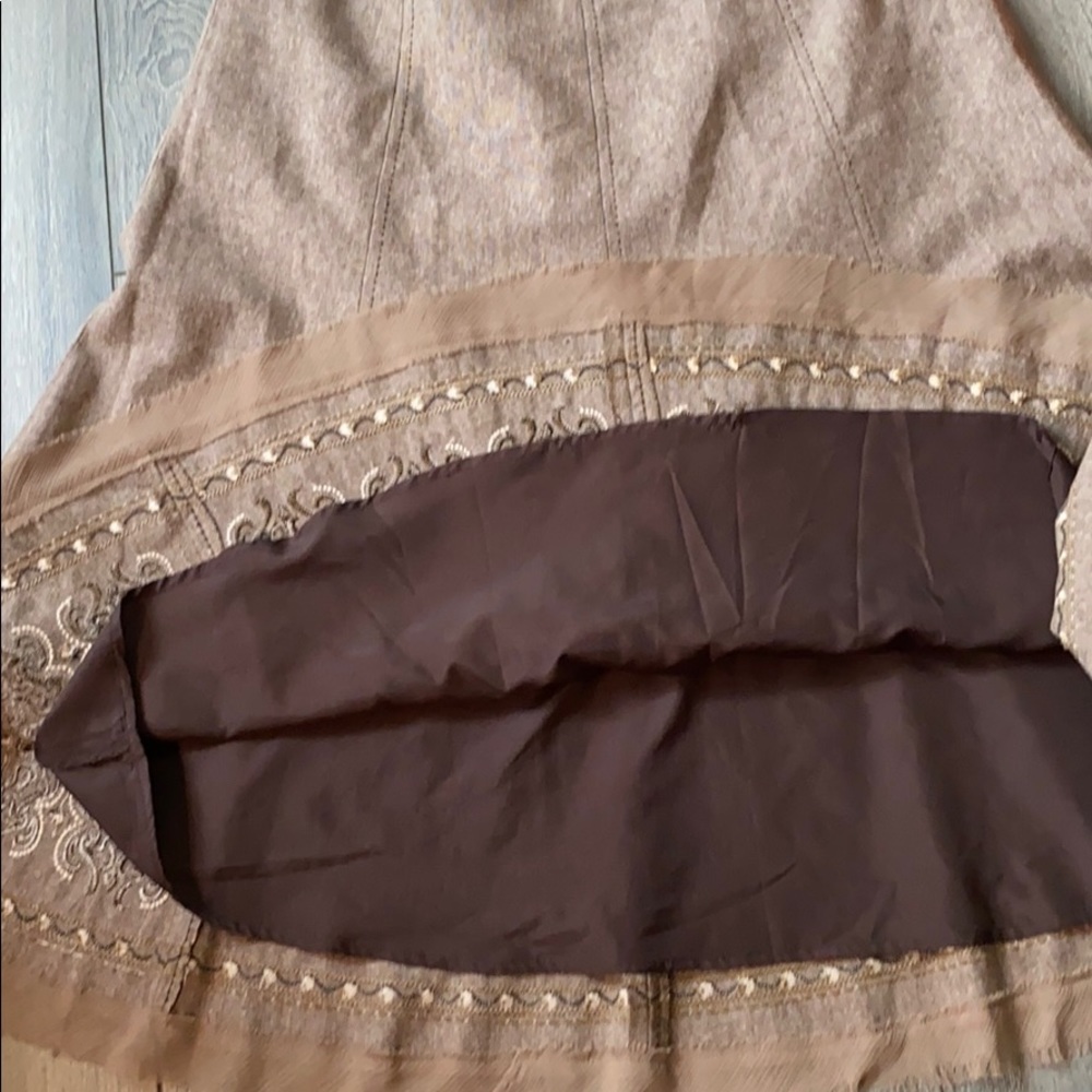 Embroidered skirt by Nygard - Picture 4 of 9